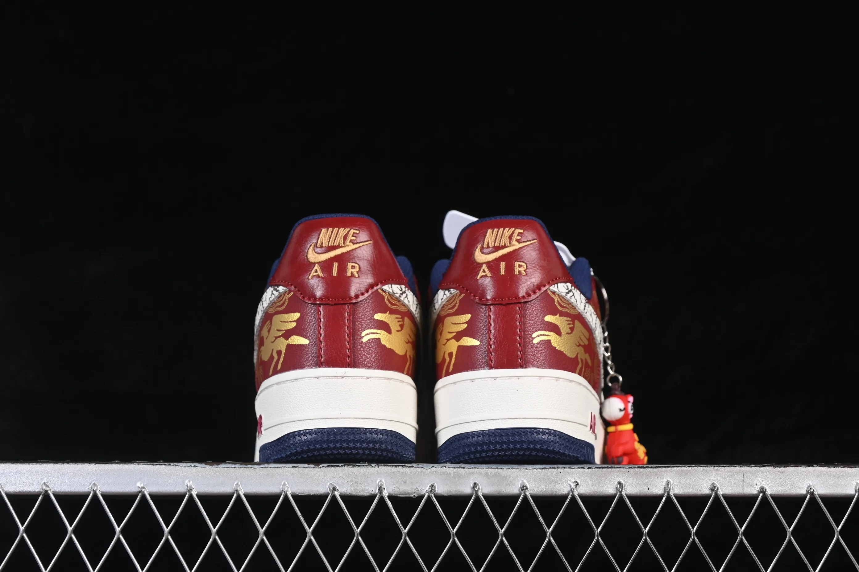 All categories Nk Air Force 1 Air Force series Nk Air Force 1 Low Air Force low top Nike Air Force 1'07 Low Year of the Horse limited edition Ruicai Xiangyun gold pattern Air Force 1 low top casual sneakers NH0601-535